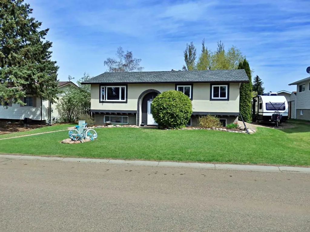 5204 57a Street Vermilion AB T9X 1V4