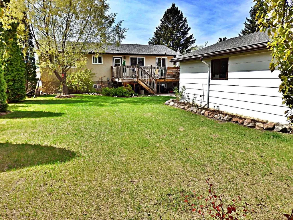 5204 57a Street Vermilion AB T9X 1V4