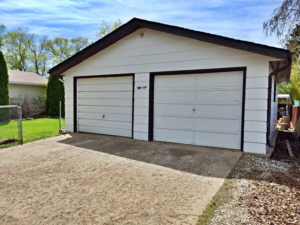 5204 57a Street Vermilion AB T9X 1V4