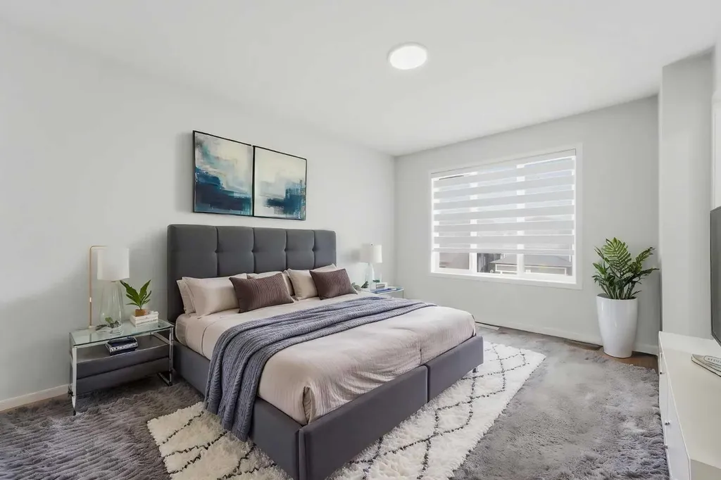 21 Corner Glen Row NE Calgary AB T3M 2L9