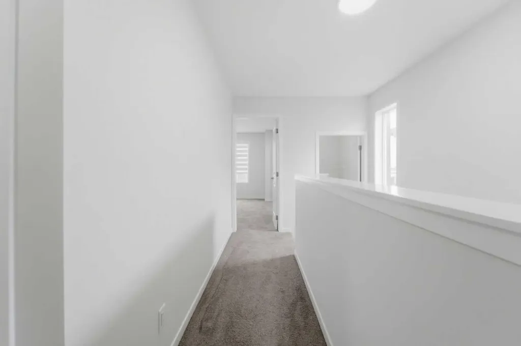 21 Corner Glen Row NE Calgary AB T3M 2L9