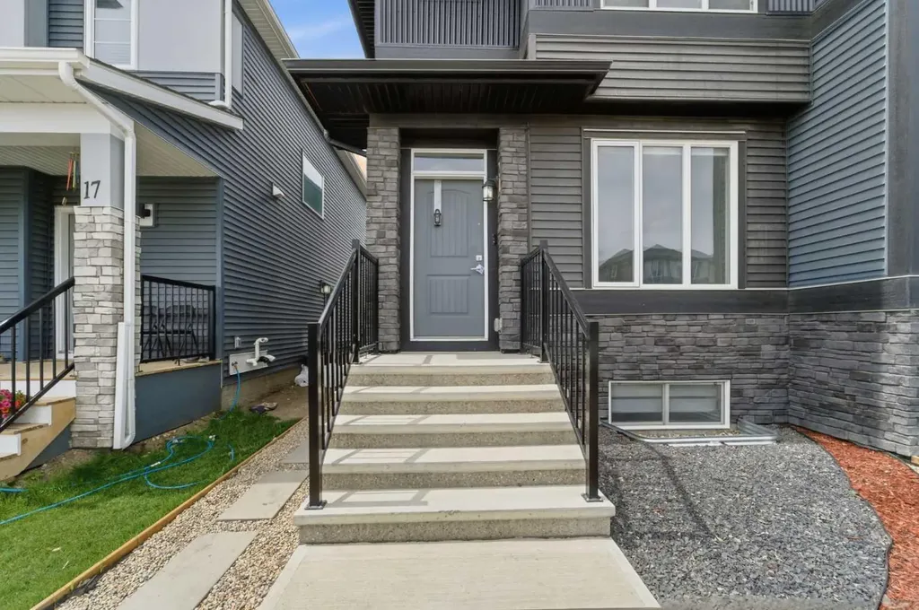 21 Corner Glen Row NE Calgary AB T3M 2L9