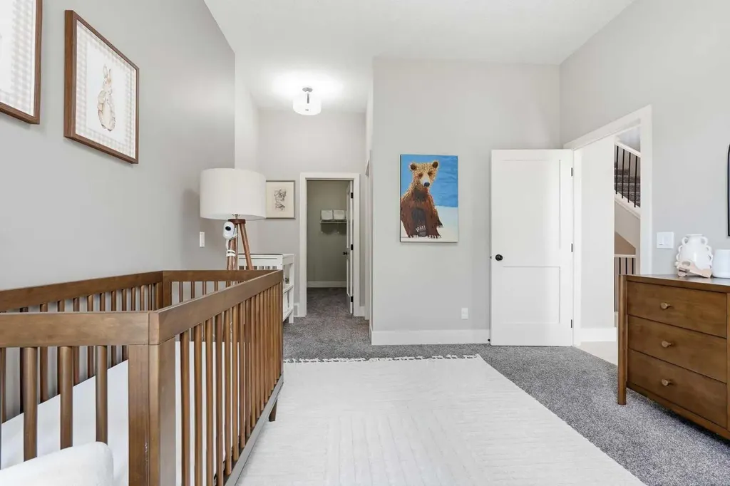1684 37 Avenue SW Calgary AB T2T 5P5