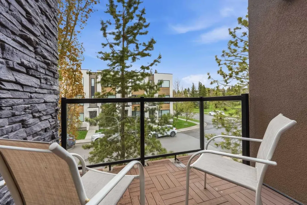 1684 37 Avenue SW Calgary AB T2T 5P5