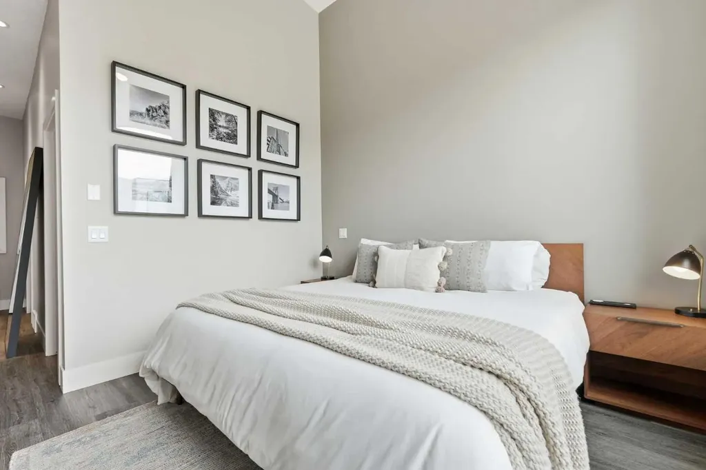 1684 37 Avenue SW Calgary AB T2T 5P5