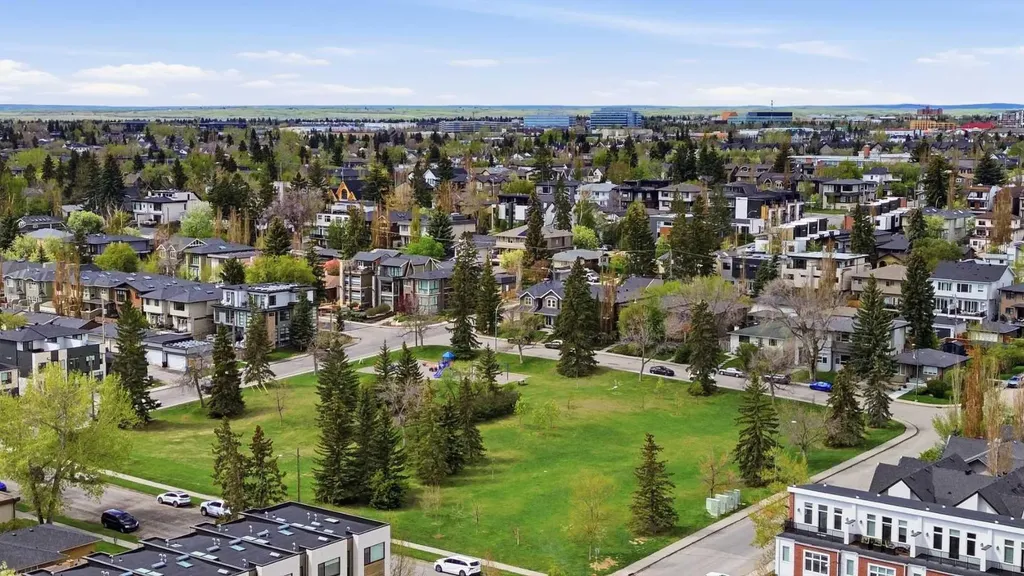 1684 37 Avenue SW Calgary AB T2T 5P5