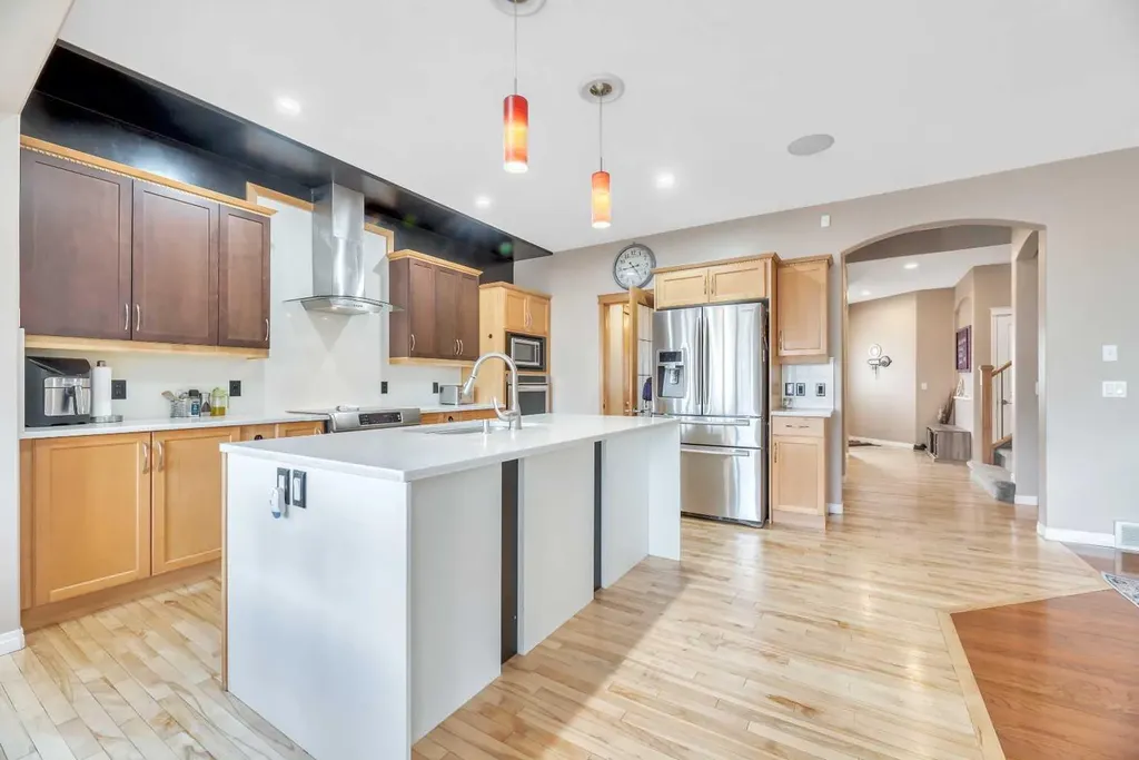 245 Springmere Way Chestermere AB T1X1P2