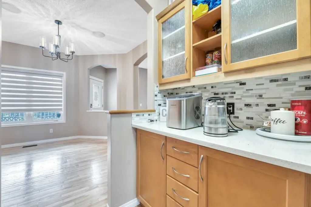245 Springmere Way Chestermere AB T1X1P2