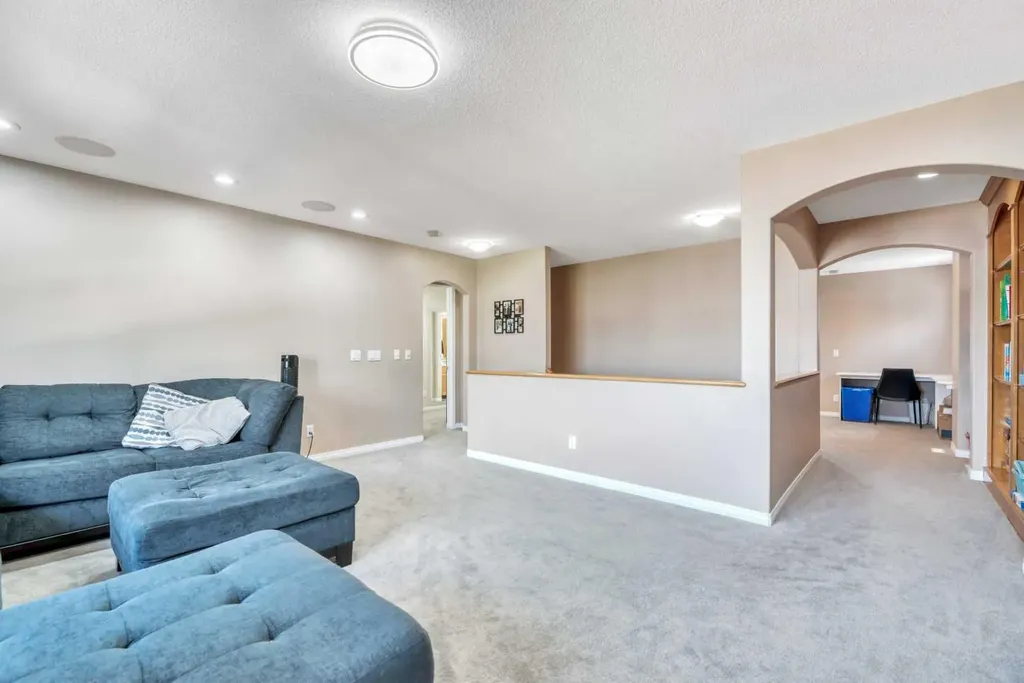 245 Springmere Way Chestermere AB T1X1P2
