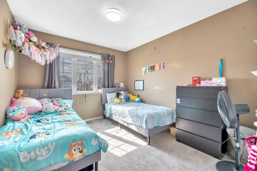 245 Springmere Way Chestermere AB T1X1P2