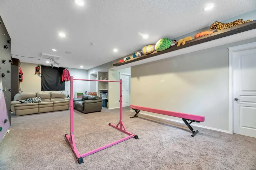 245 Springmere Way Chestermere AB T1X1P2