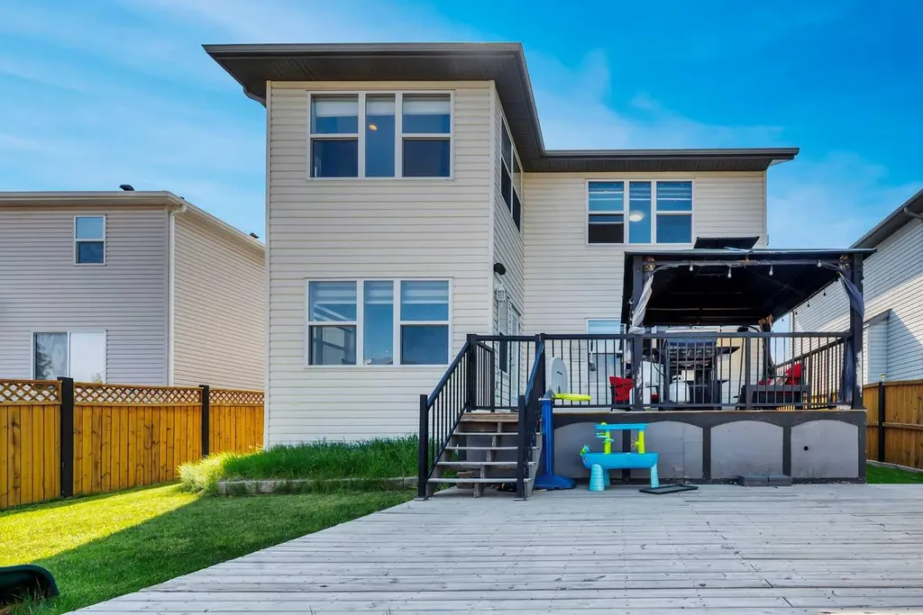 245 Springmere Way Chestermere AB T1X1P2