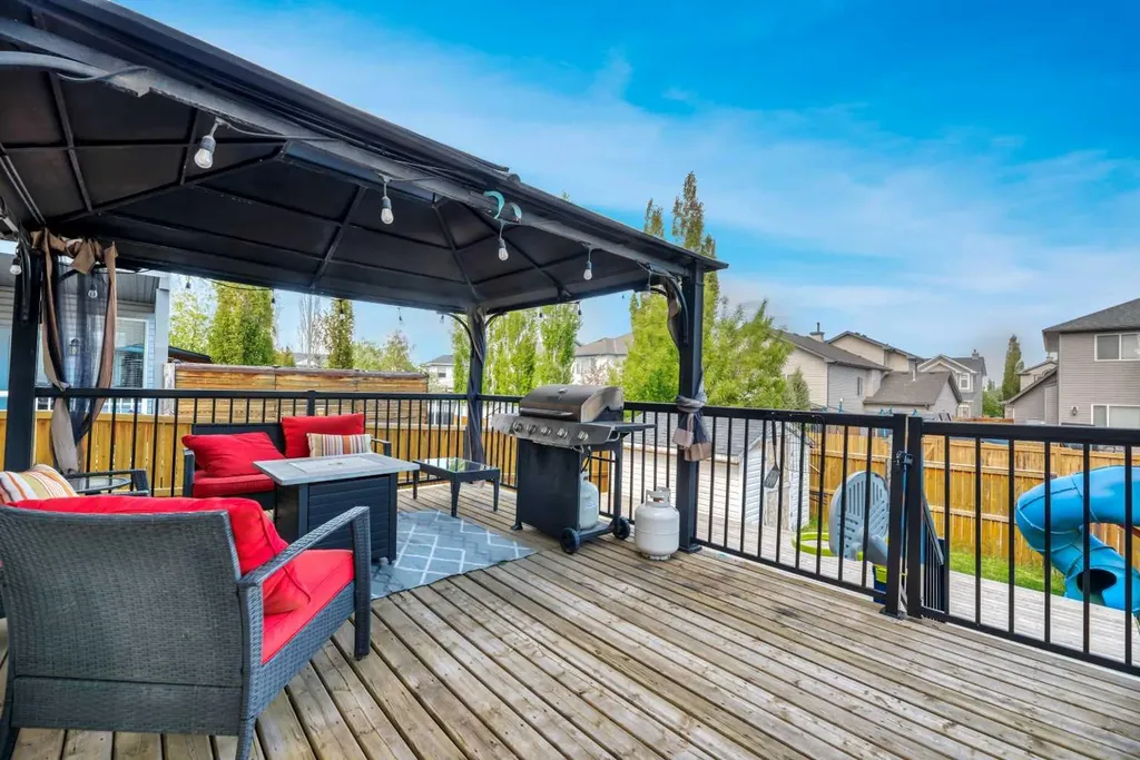 245 Springmere Way Chestermere AB T1X1P2