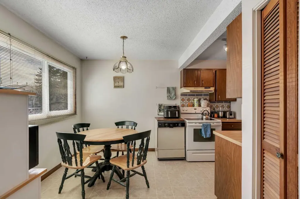 500 Allen Street Airdrie AB T4B1J4