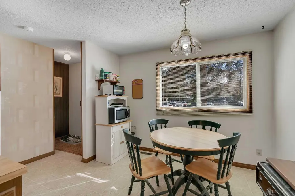 500 Allen Street Airdrie AB T4B1J4