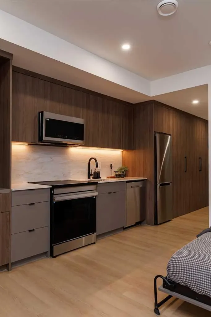 1520 4 Street SW Calgary AB T2Y 0Y4