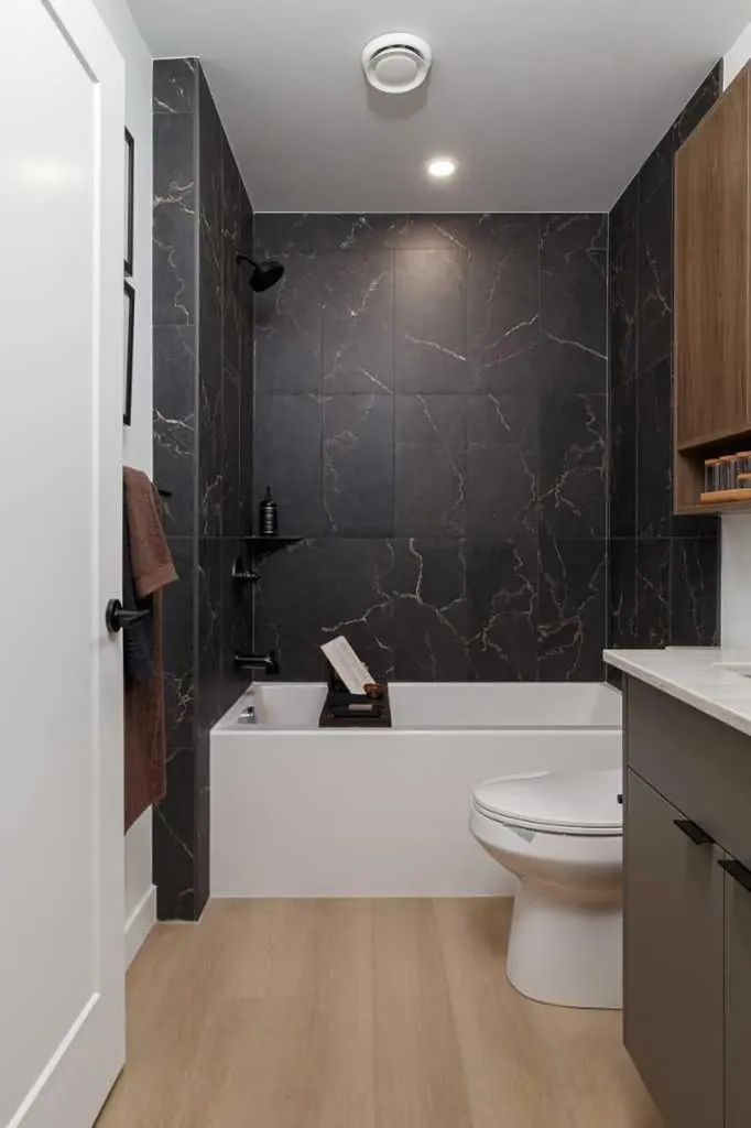 1520 4 Street SW Calgary AB T2Y 0Y4