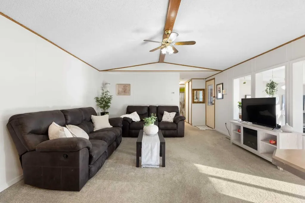 245042 Range Road 251 Rural Wheatland County AB T0J0P1