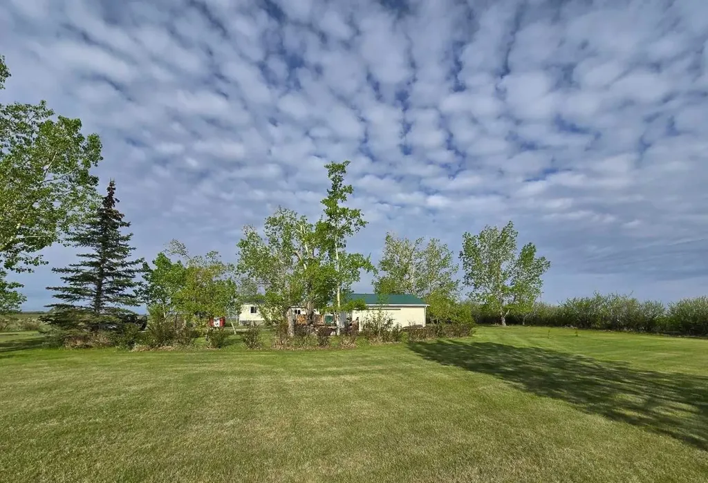 245042 Range Road 251 Rural Wheatland County AB T0J0P1