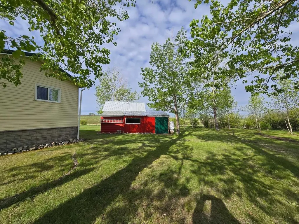 245042 Range Road 251 Rural Wheatland County AB T0J0P1