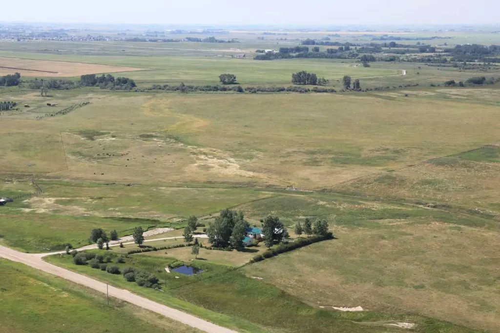 245042 Range Road 251 Rural Wheatland County AB T0J0P1