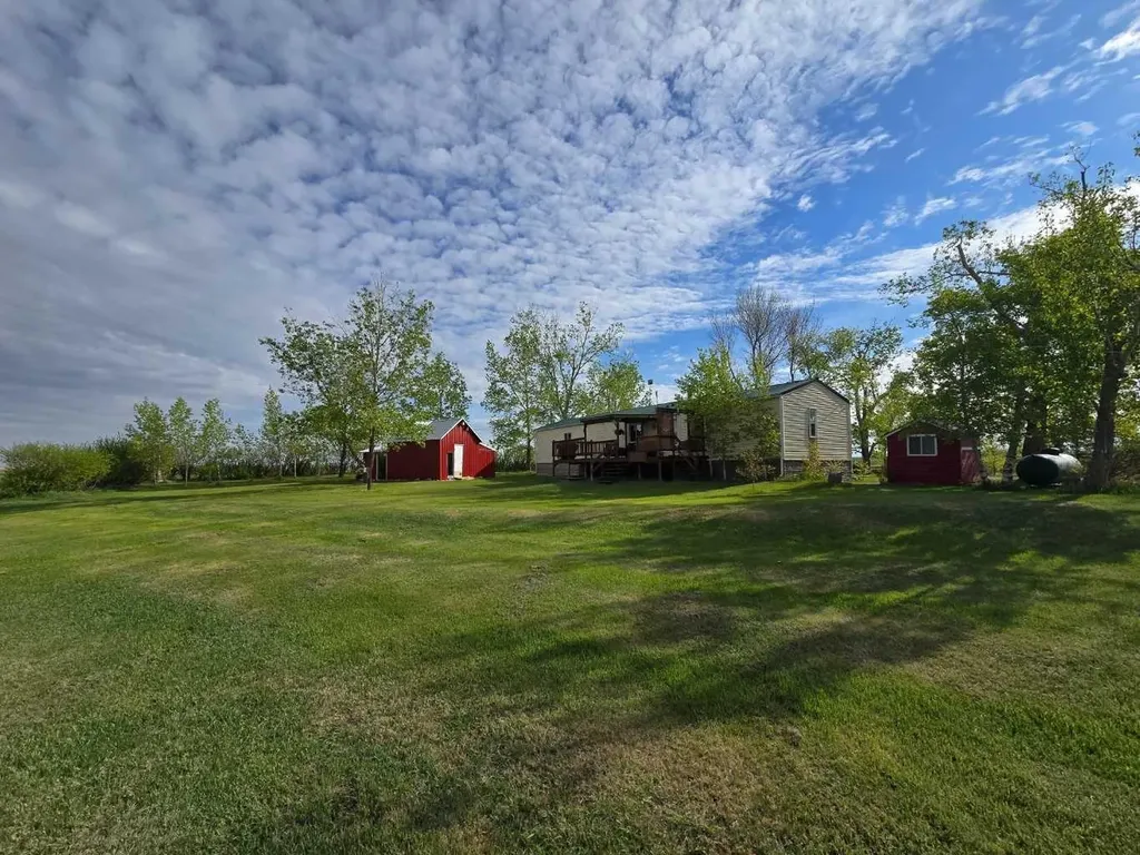 245042 Range Road 251 Rural Wheatland County AB T0J0P1
