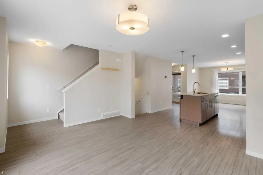 506 Evansridge Park NW Calgary AB T3P 0N7
