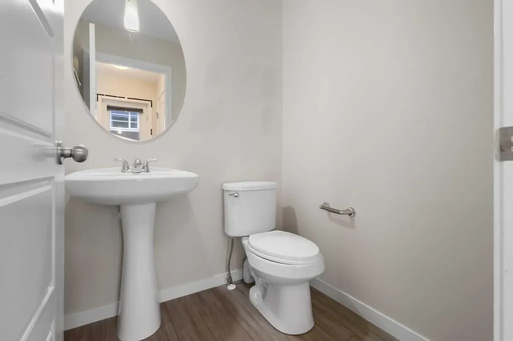 506 Evansridge Park NW Calgary AB T3P 0N7