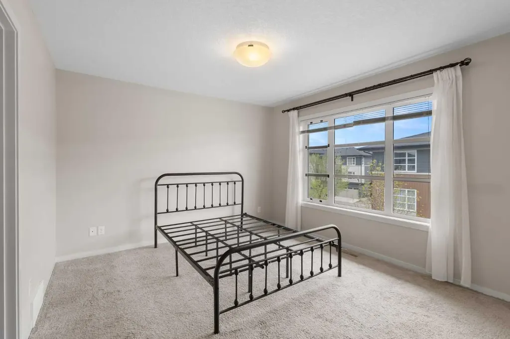 506 Evansridge Park NW Calgary AB T3P 0N7
