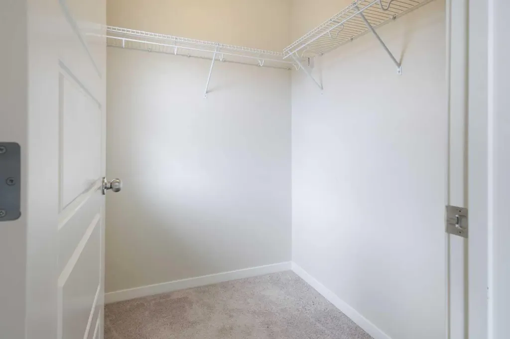 506 Evansridge Park NW Calgary AB T3P 0N7