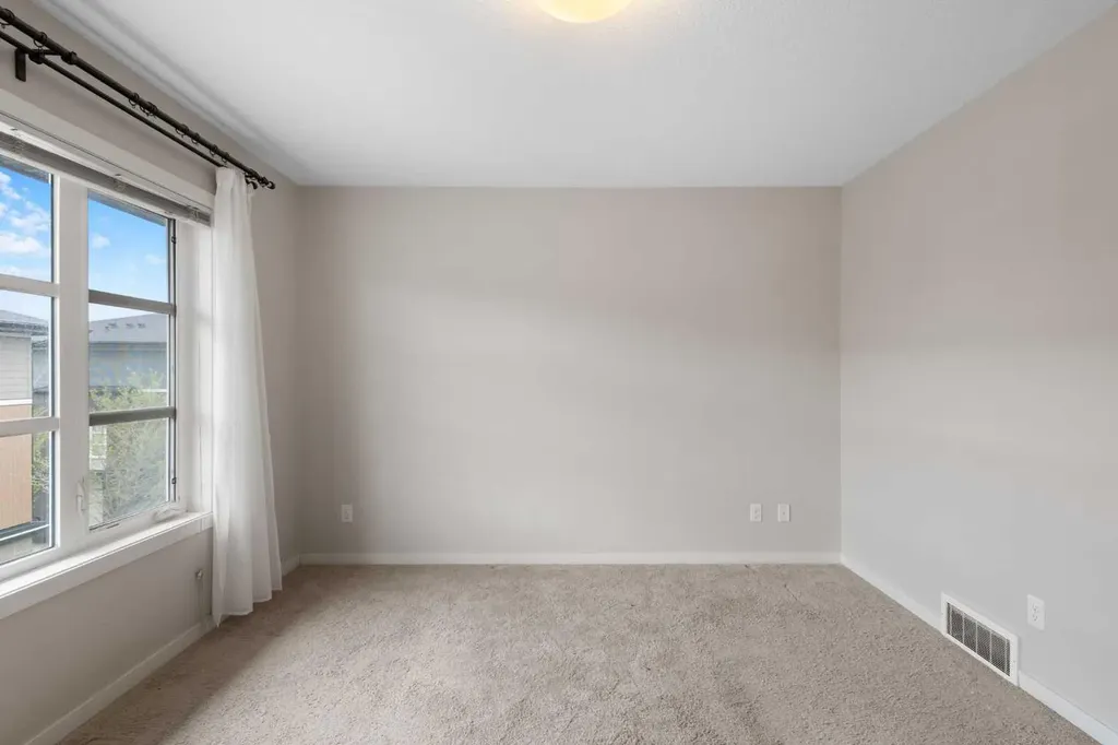 506 Evansridge Park NW Calgary AB T3P 0N7