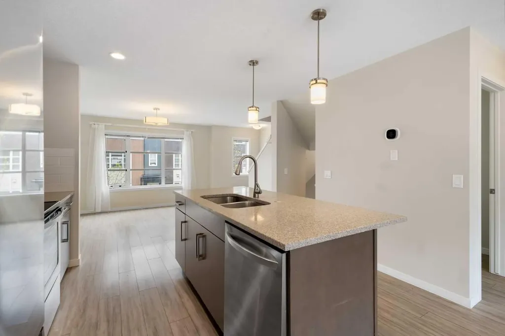 506 Evansridge Park NW Calgary AB T3P 0N7