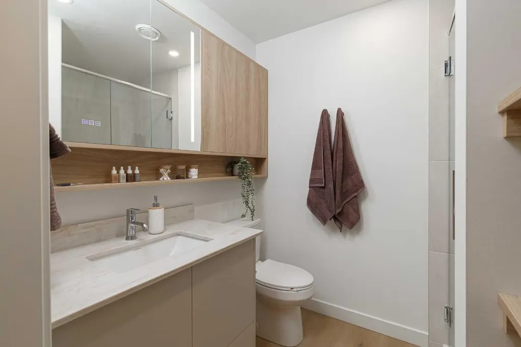 1520 4 Street SW Calgary AB T2Y 0Y4