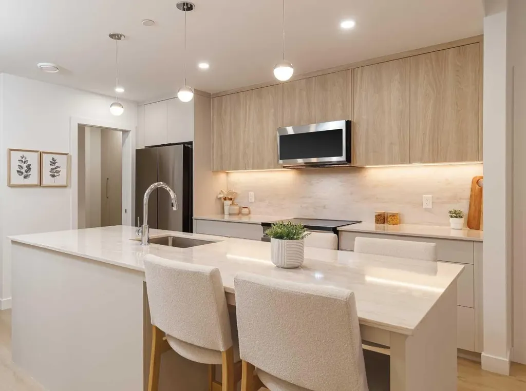 1520 4 Street SW Calgary AB T2Y 0Y4