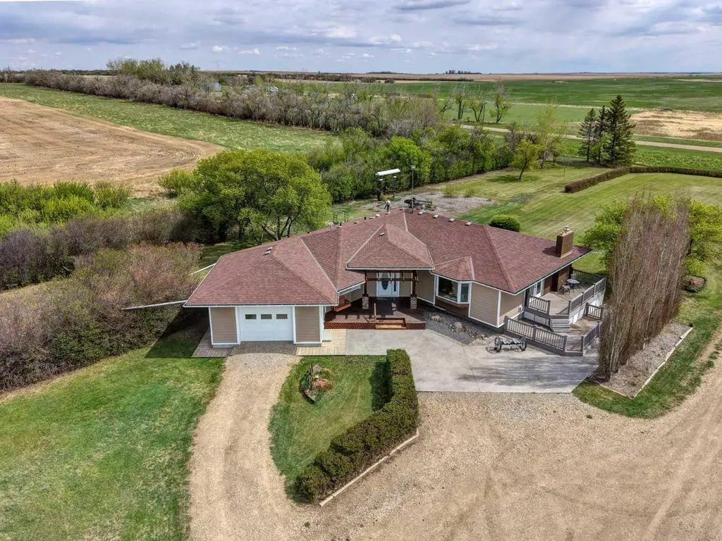 244024 Township Road 284 Rural Kneehill County AB T0M0A0