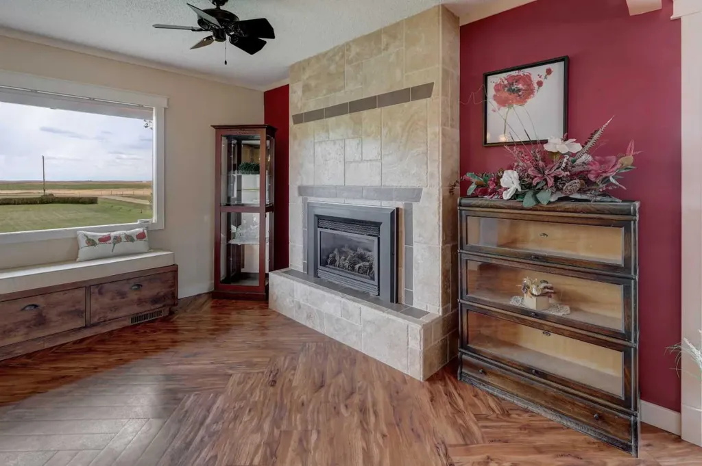 244024 Township Road 284 Rural Kneehill County AB T0M0A0