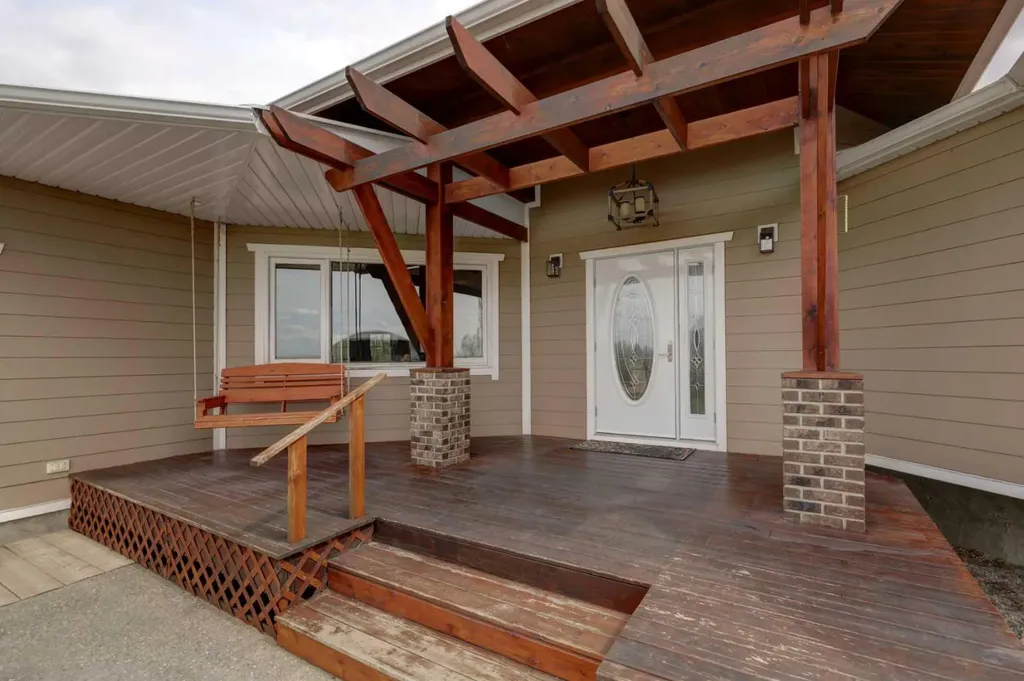 244024 Township Road 284 Rural Kneehill County AB T0M0A0