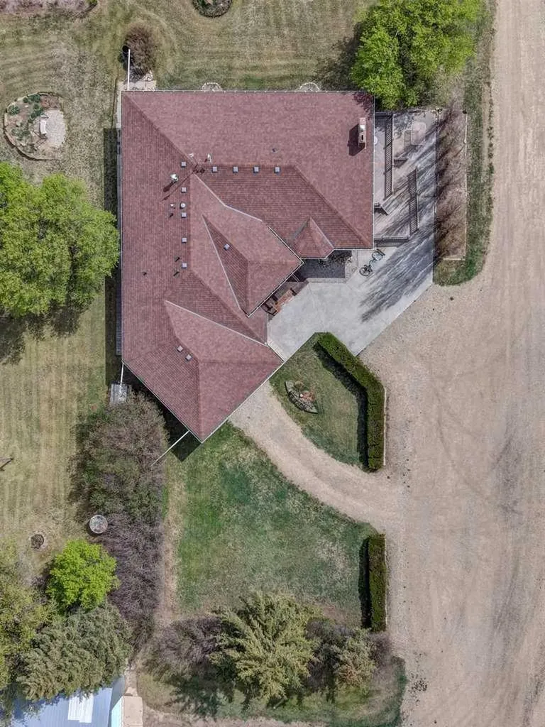 244024 Township Road 284 Rural Kneehill County AB T0M0A0