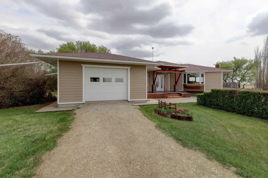 244024 Township Road 284 Rural Kneehill County AB T0M0A0