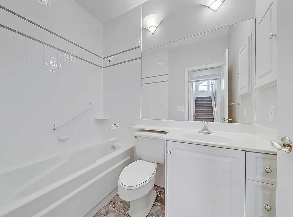 1217 High Country Drive NW High River AB T1V 1E3