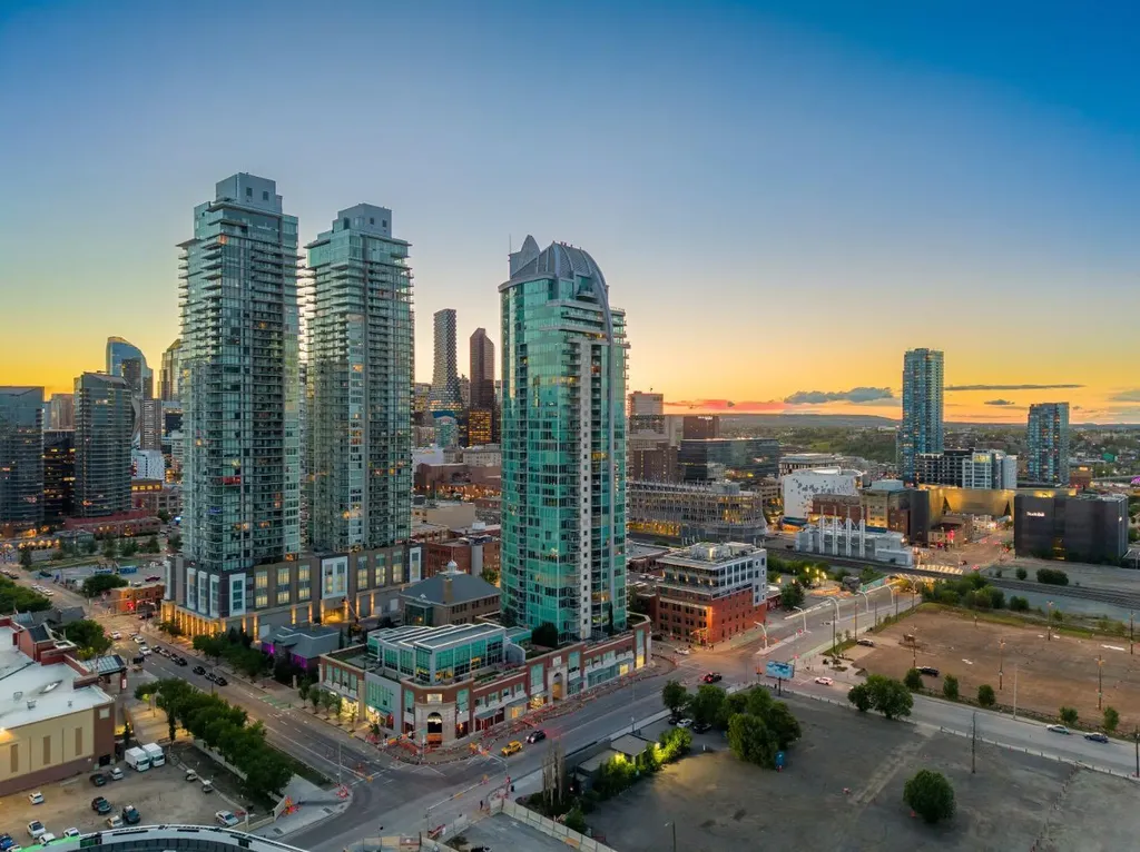 433 11 Avenue SE Calgary AB T2G 0C7
