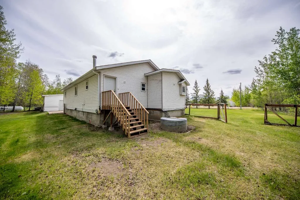70023 Range Road 64 #1 Grovedale AB T0H 1X0