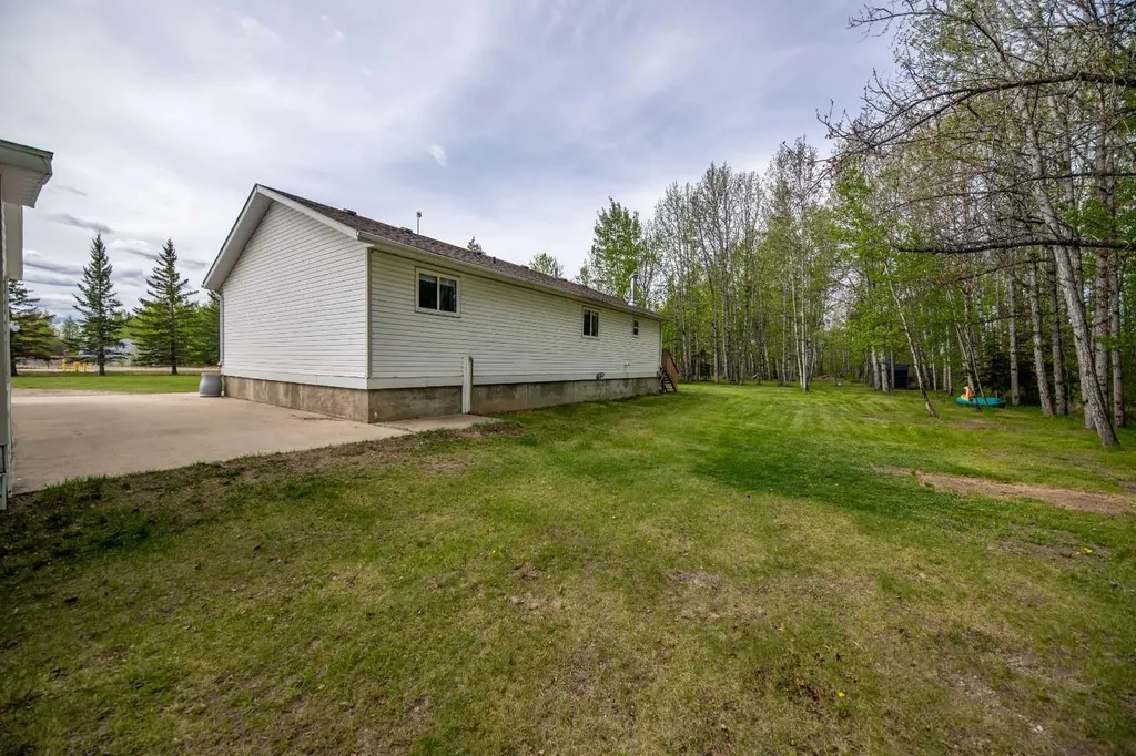 70023 Range Road 64 #1 Grovedale AB T0H 1X0