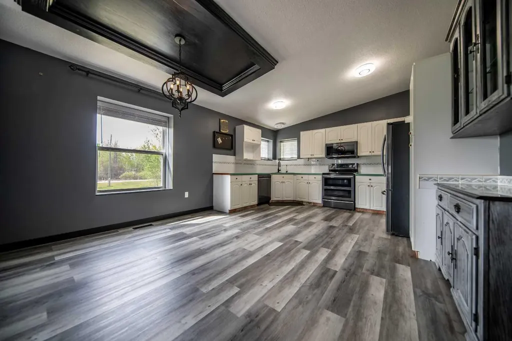 70023 Range Road 64 #1 Grovedale AB T0H 1X0