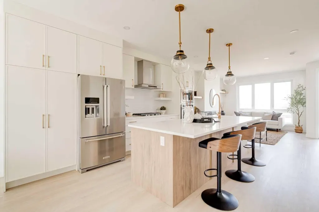 39B Moncton Road NE Calgary AB T2E 5P9