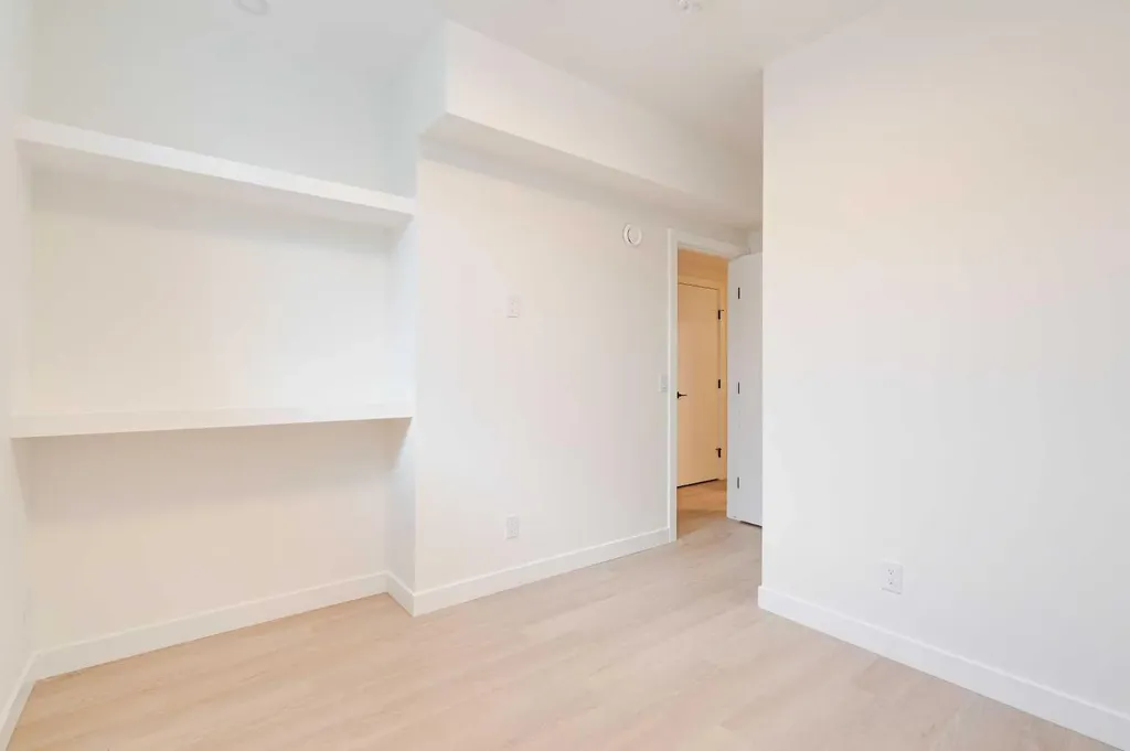 39B Moncton Road NE Calgary AB T2E 5P9