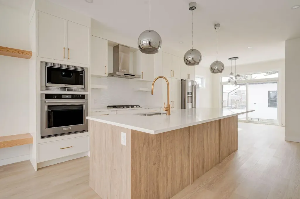 39A Moncton Road NE Calgary AB T2E 5P9