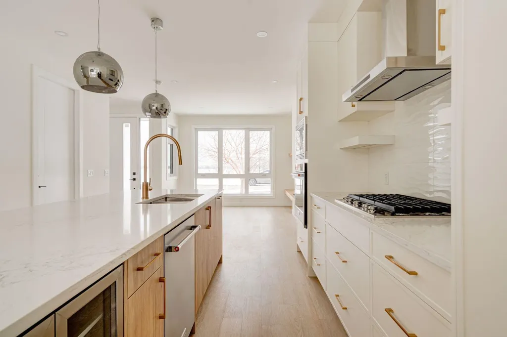 39A Moncton Road NE Calgary AB T2E 5P9
