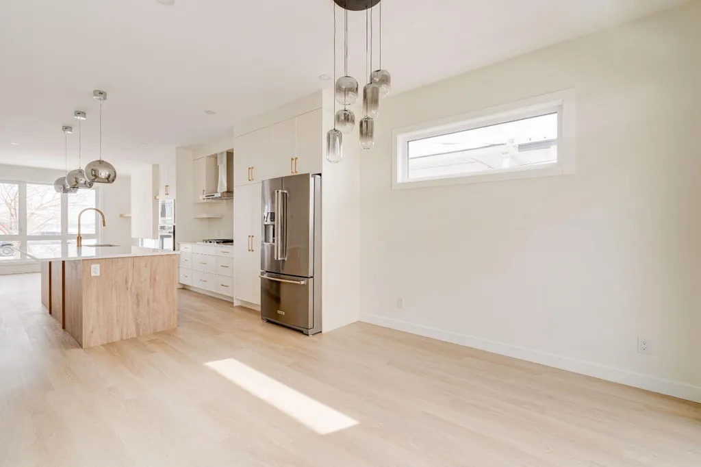 39A Moncton Road NE Calgary AB T2E 5P9