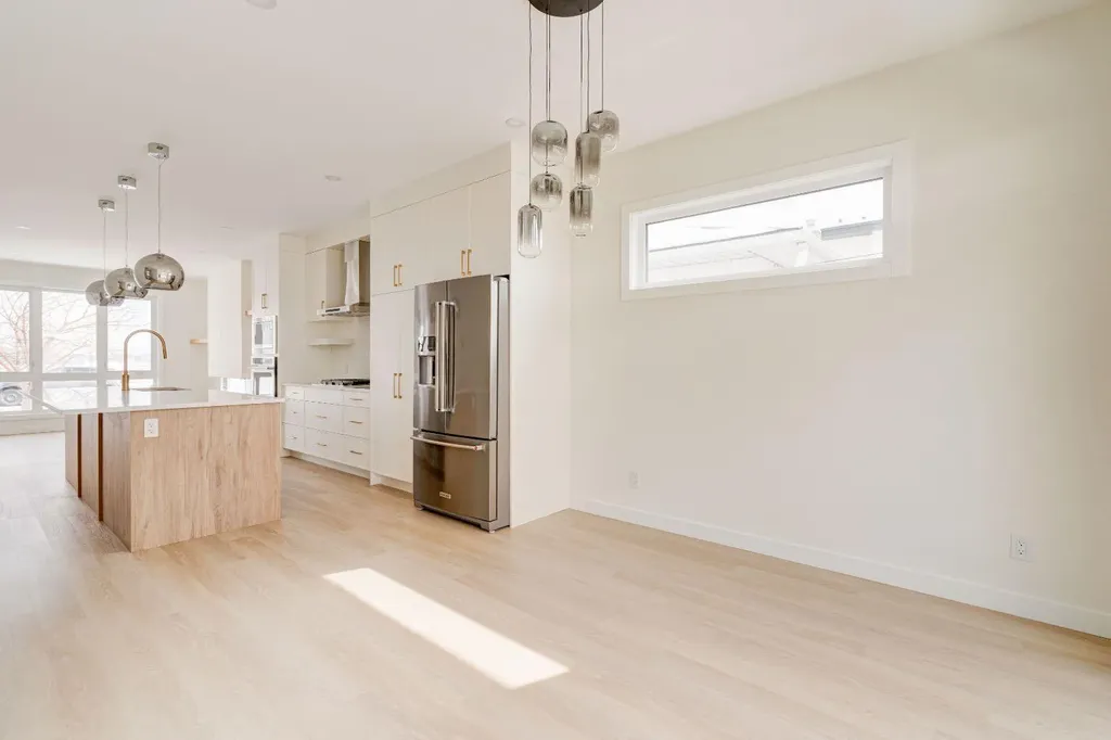39A Moncton Road NE Calgary AB T2E 5P9